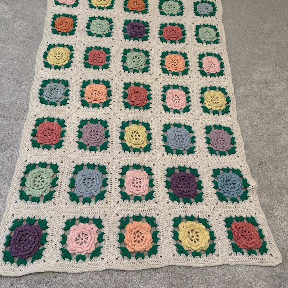 Vintage Handmade Crochet Rose Throw